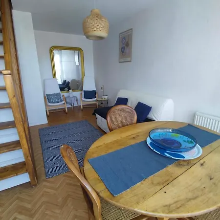 Apartment 2 Minutes De La *