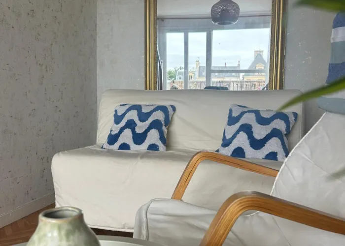 2 Minutes De La * Luc-sur-Mer