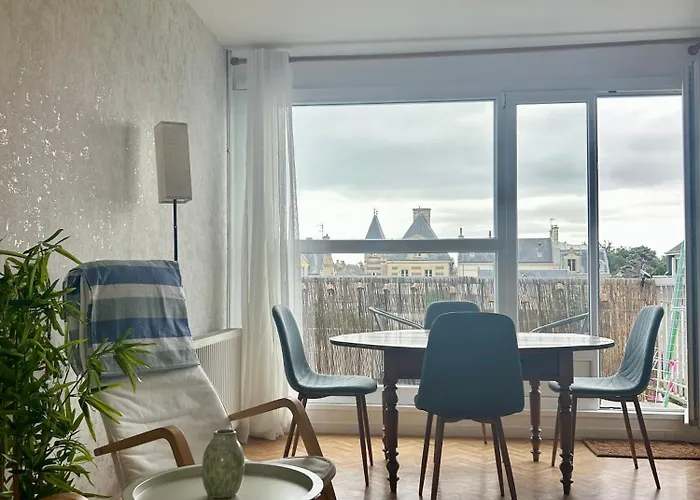 2 Minutes De La * Luc-sur-Mer